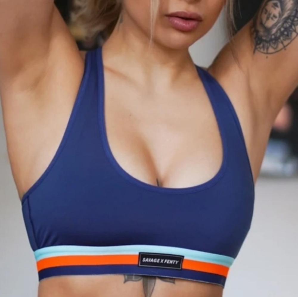 NWT Women's Savage X Fenty Lineup Low-impact Sports Bra - Picture 1 of 10